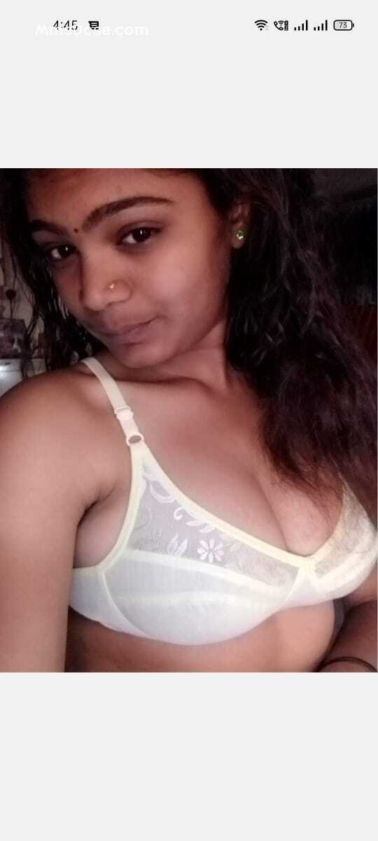 Indian bitch exposed her self #3OT72Gy2