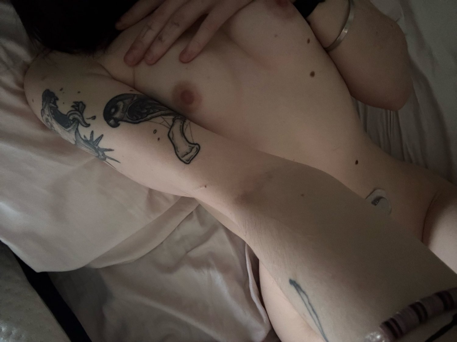 Irl emo slut #Fpd9tLi2